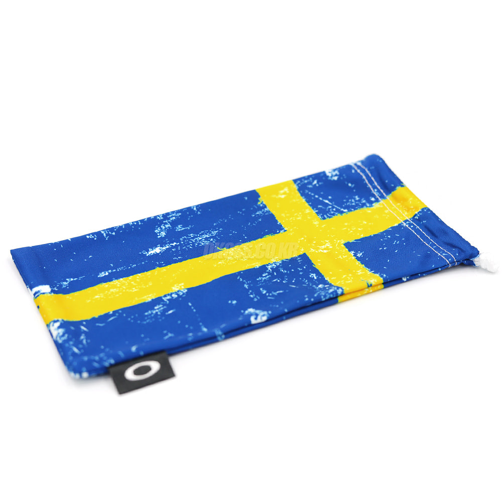 오클리 정품 선글라스 렌즈 클리닝 파우치 스웨덴 100-789-013 OAKLEY MICROCLEAR CLEANING STORAGE BAG SWEDEN FLAG